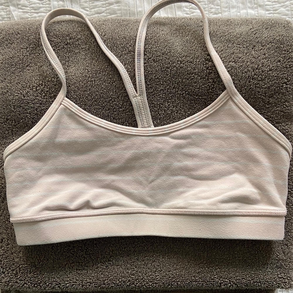 Lululemon Flow Y bra